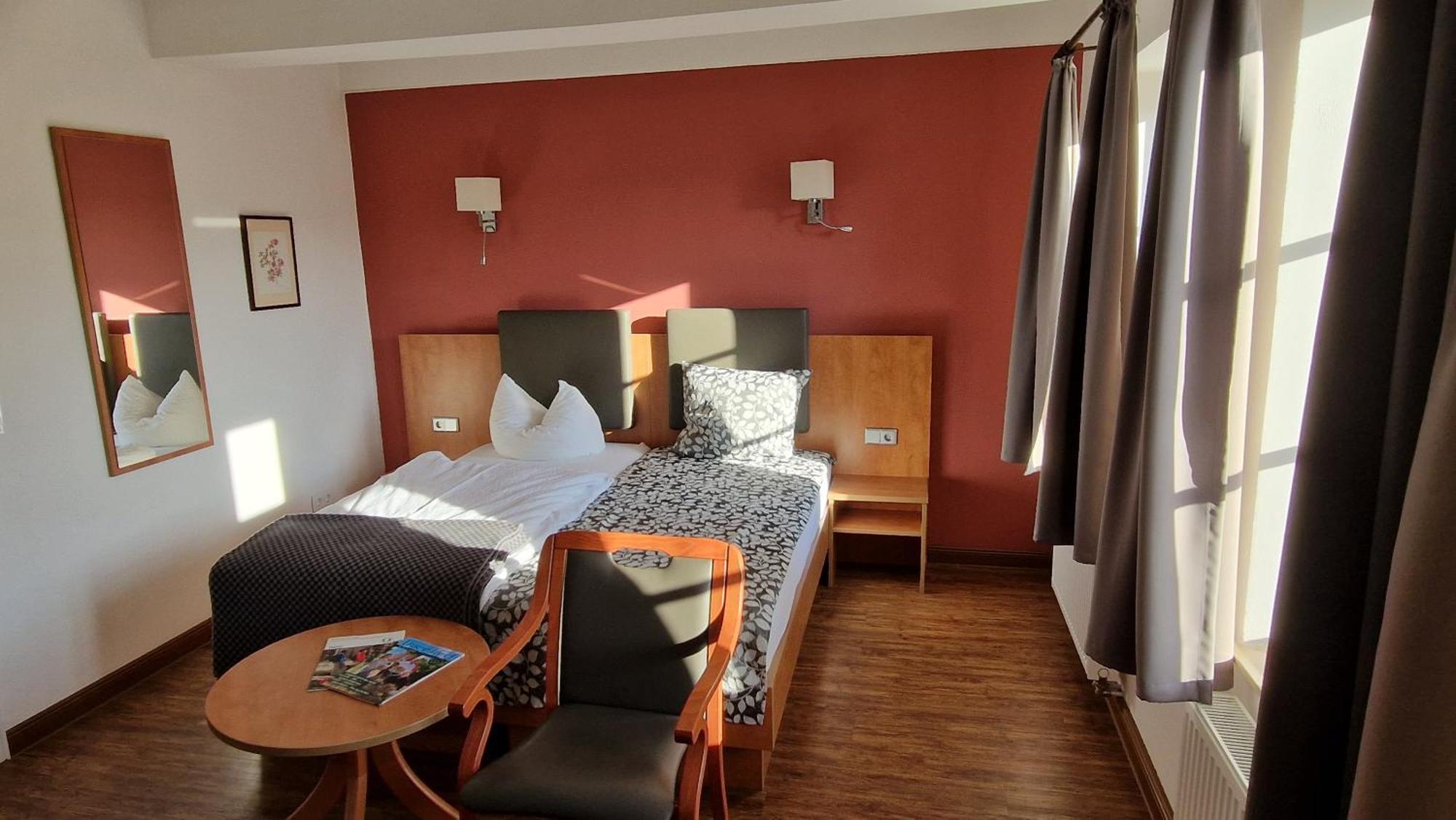 Hotel Garni Demmel & Cie Rohrsheim Εξωτερικό φωτογραφία